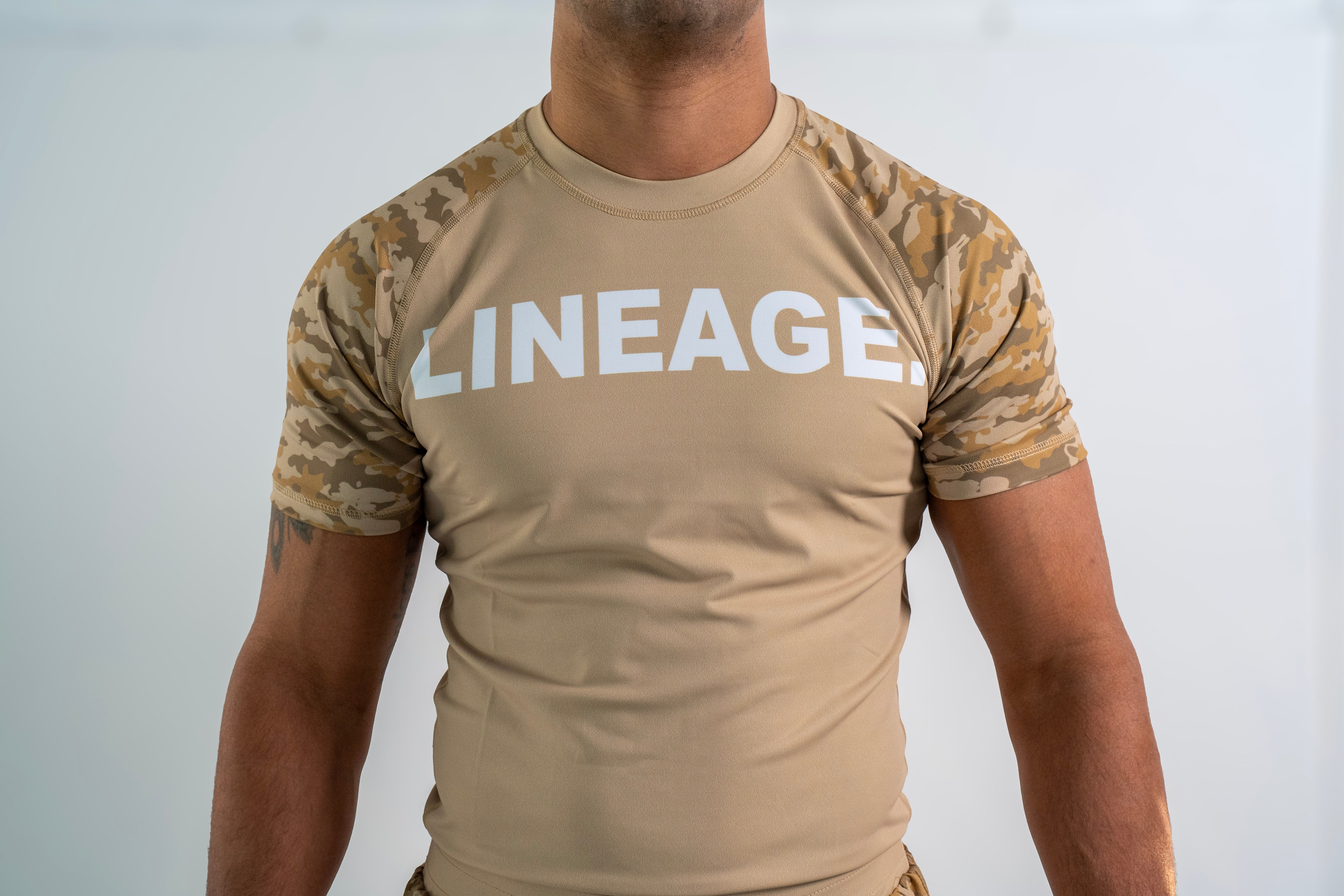 Men's Rash Guard Top — Beige Camo