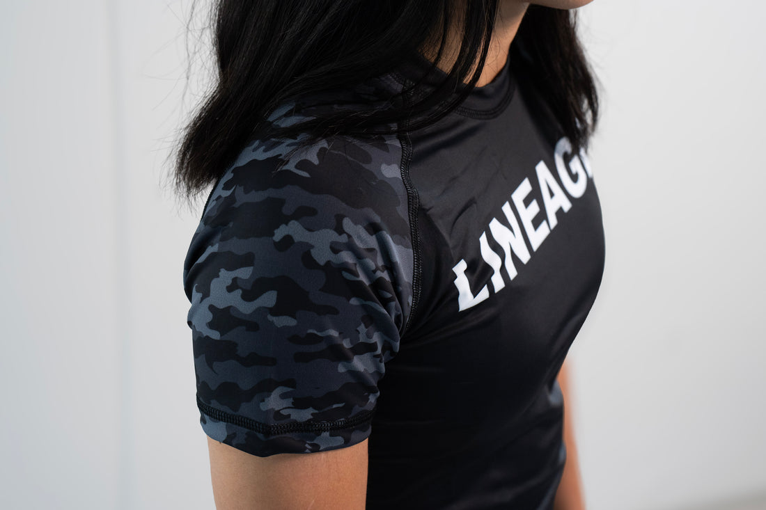 Women's Rash Guard Top β Black Camo