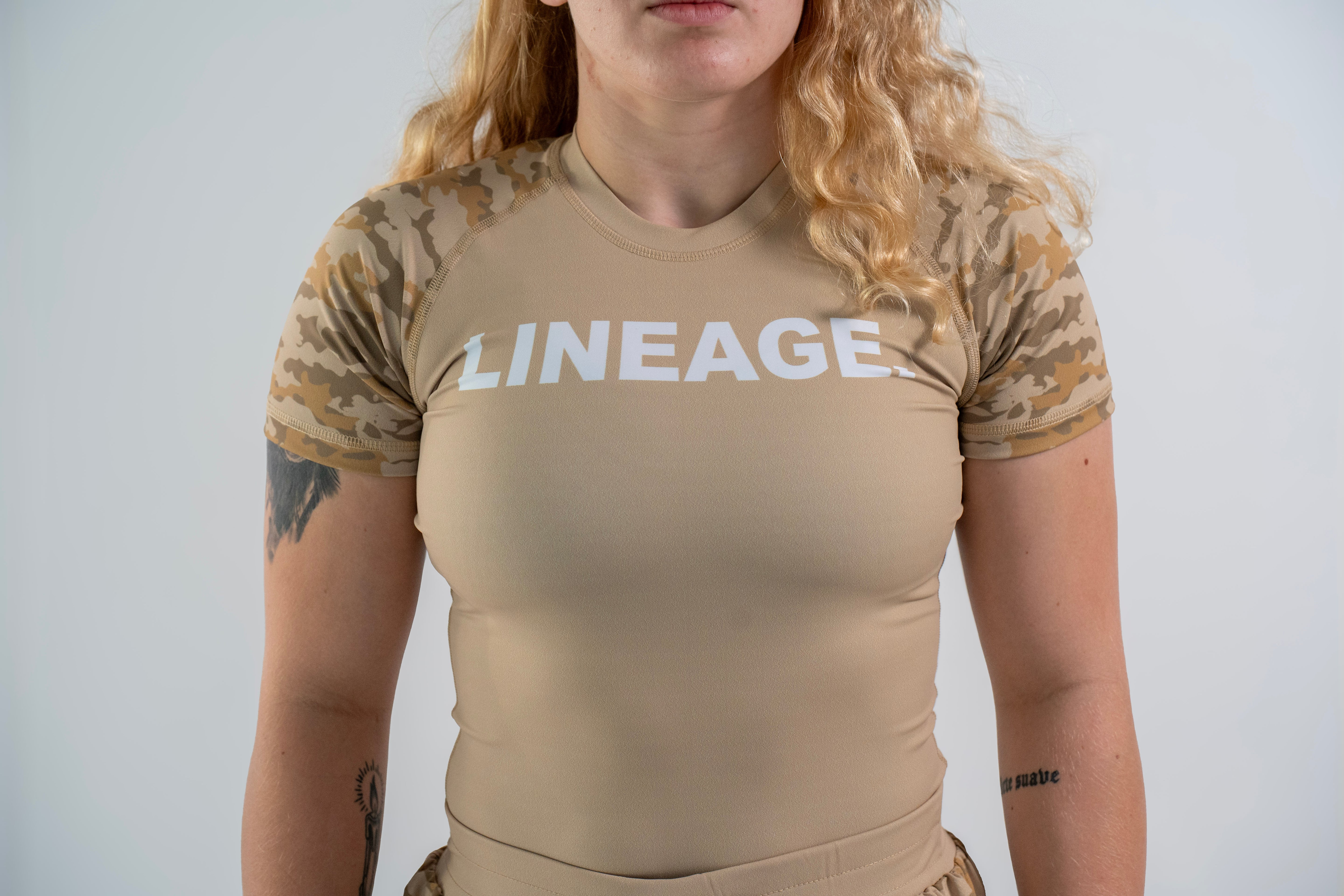 Women's Rash Guard Top — Beige Camo